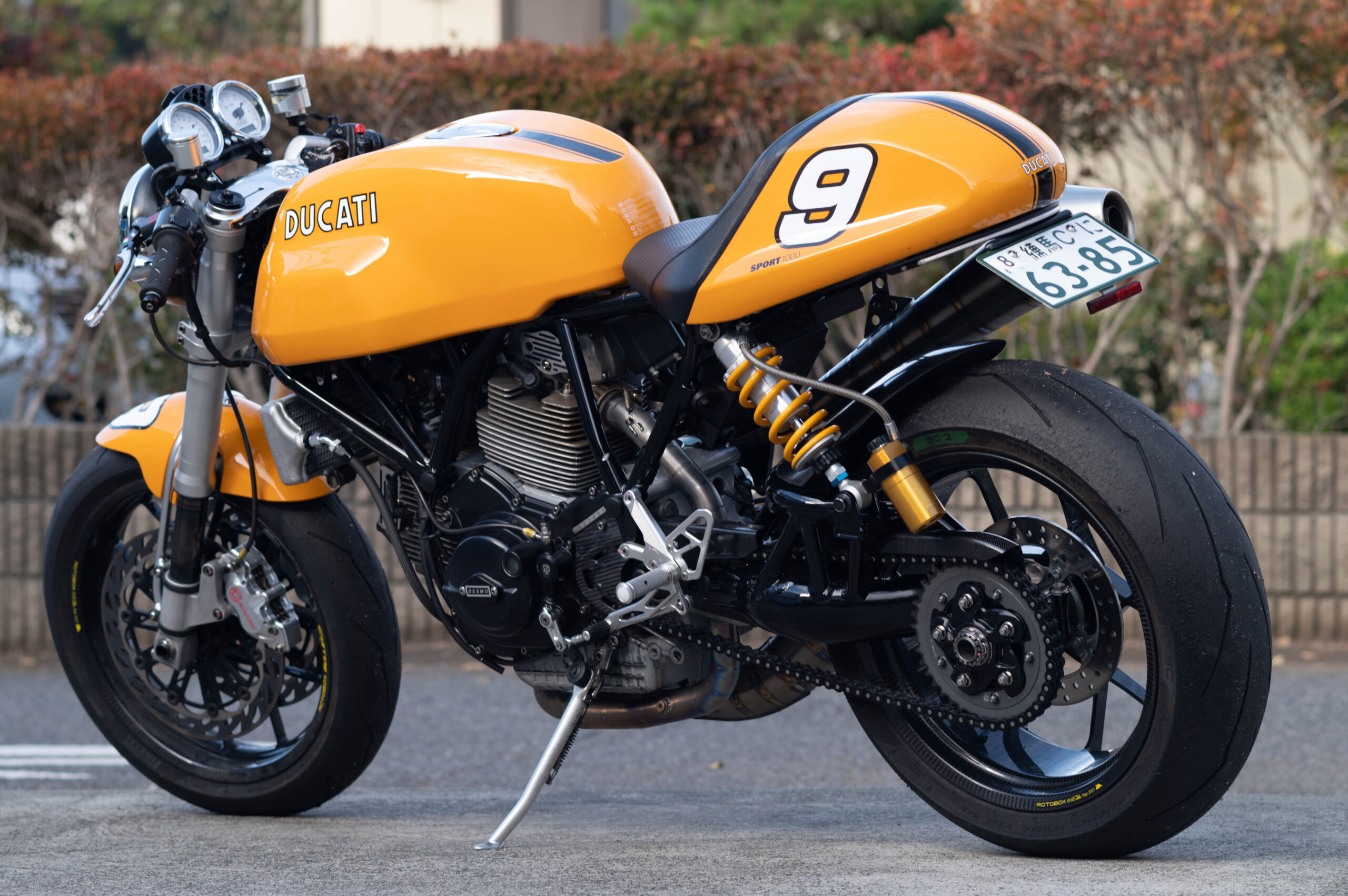 Ducati Sport1000の前後ショックを改造、そして更に - セイクレッド